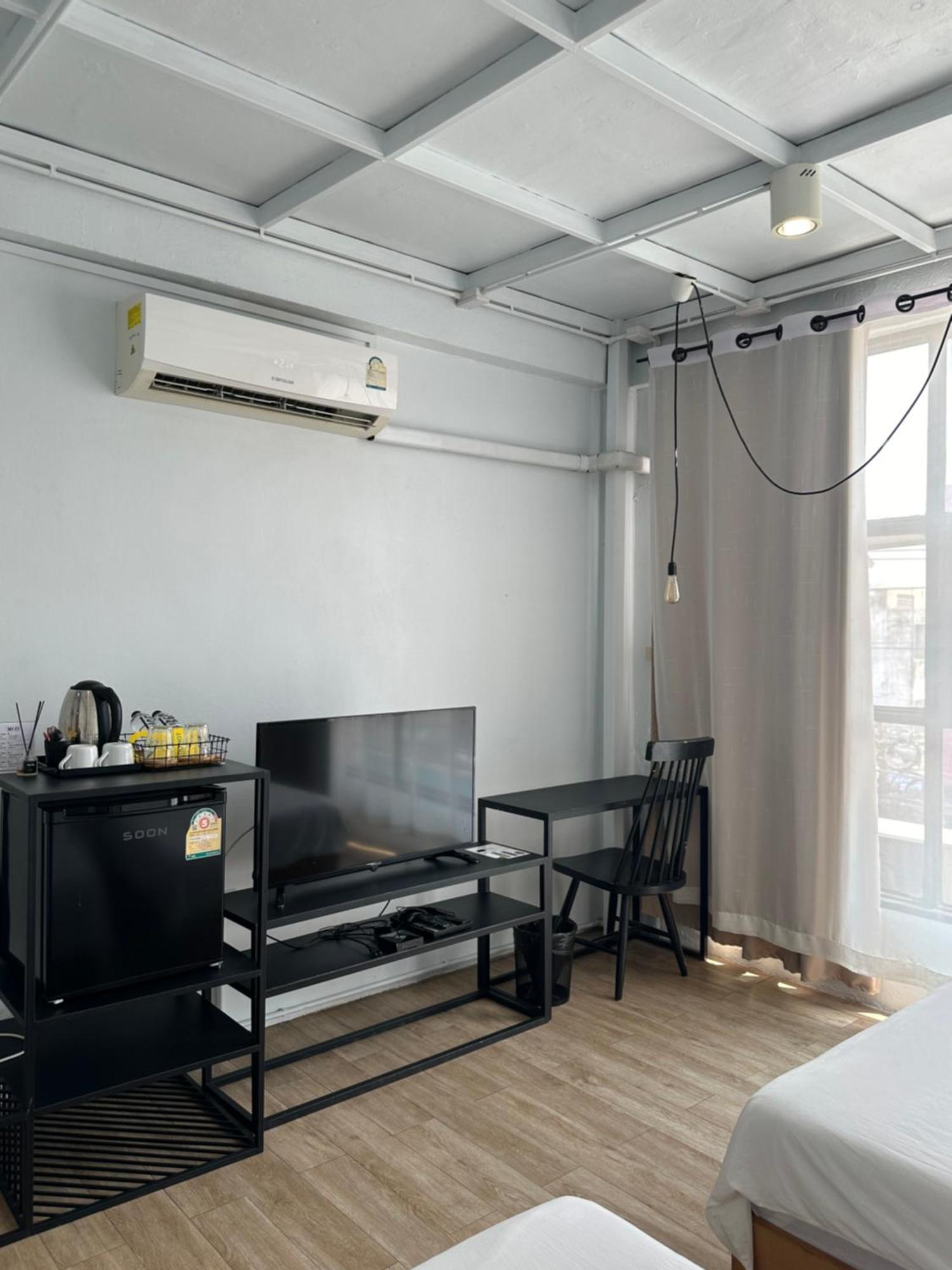 Хостел Beige Poshtels + Netflix Бангкок Екстер'єр фото