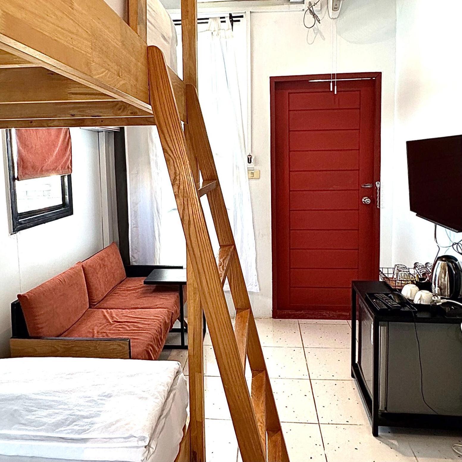 Хостел Beige Poshtels + Netflix Бангкок Екстер'єр фото